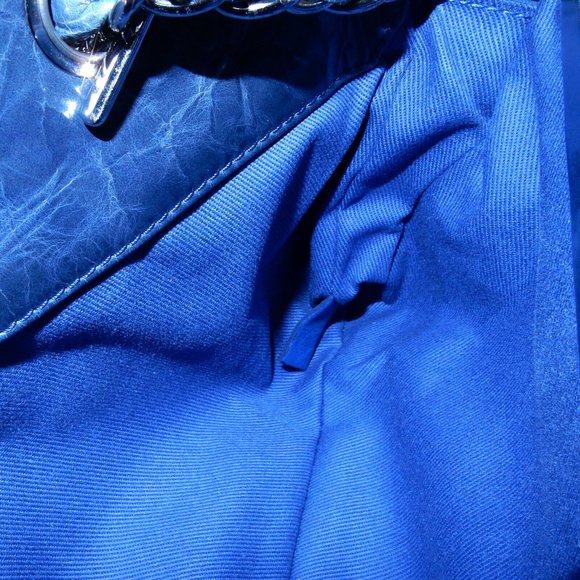 CHANEL RARE BLUE CHAIN HANDBAG!! SALE!! - Picture 11 of 14